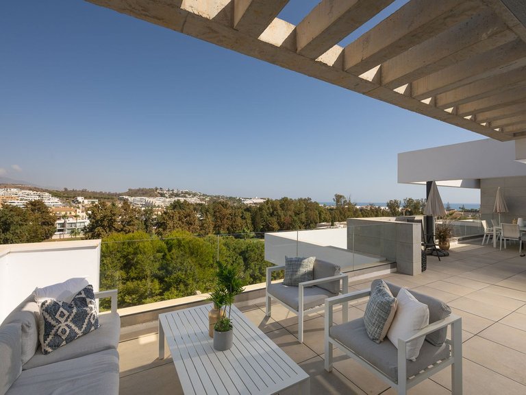 Apartment for Sale in La Cala De Mijas, Malaga 1