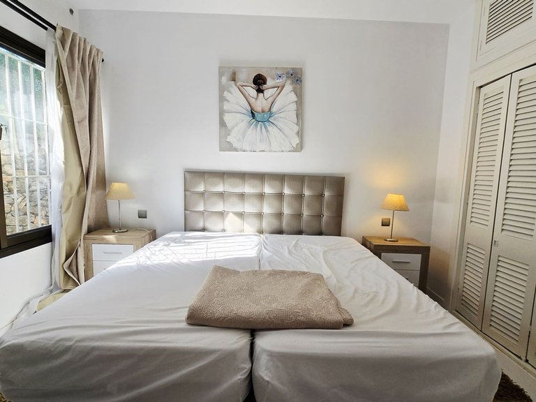 Apartment for Sale in Puerto Banús, Malaga 14