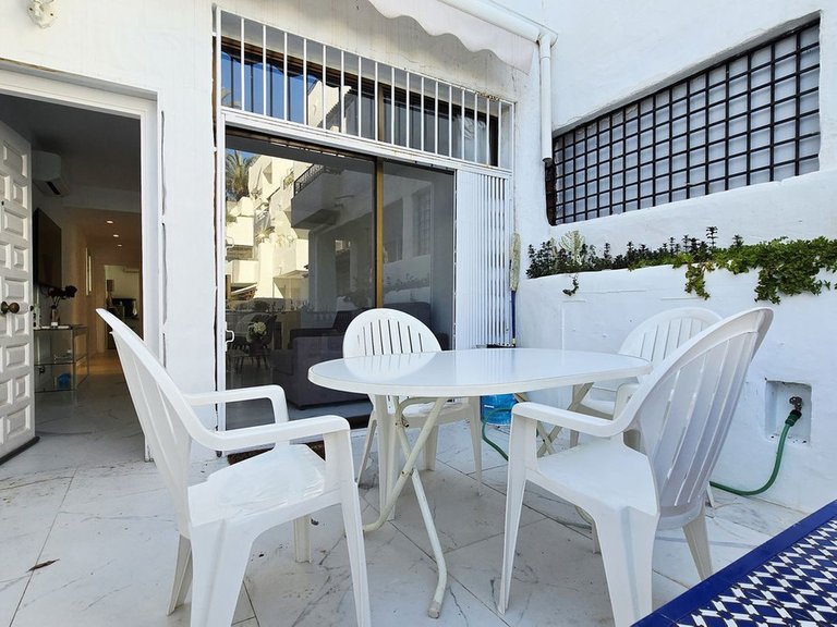 Apartment for Sale in Puerto Banús, Malaga 15