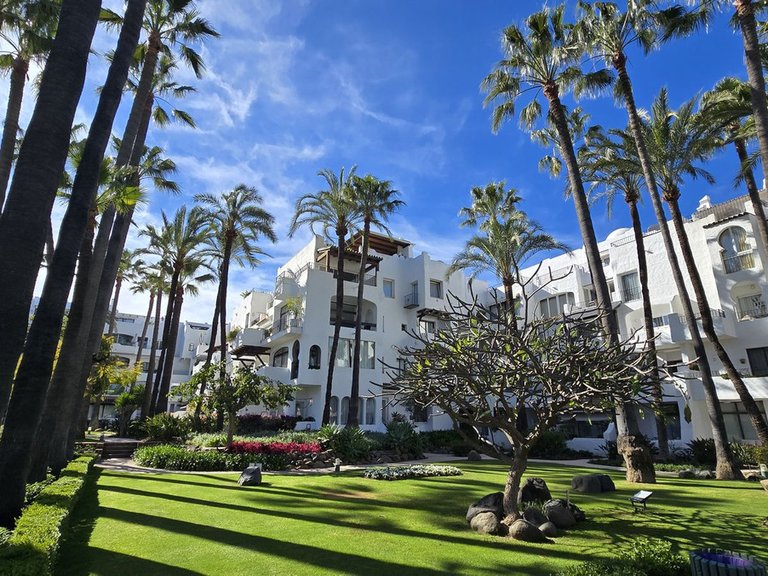 Apartment for Sale in Puerto Banús, Malaga 20