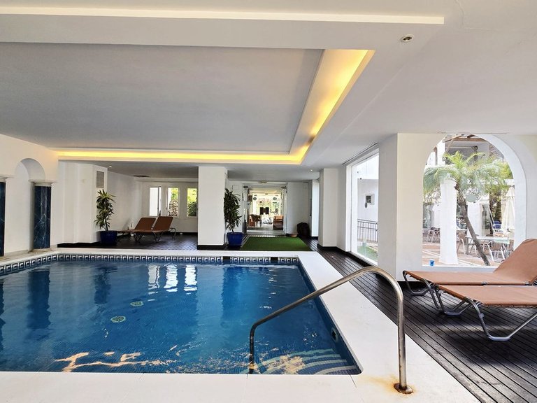 Apartment for Sale in Puerto Banús, Malaga 26