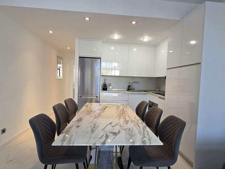 Apartment for Sale in Puerto Banús, Malaga 9