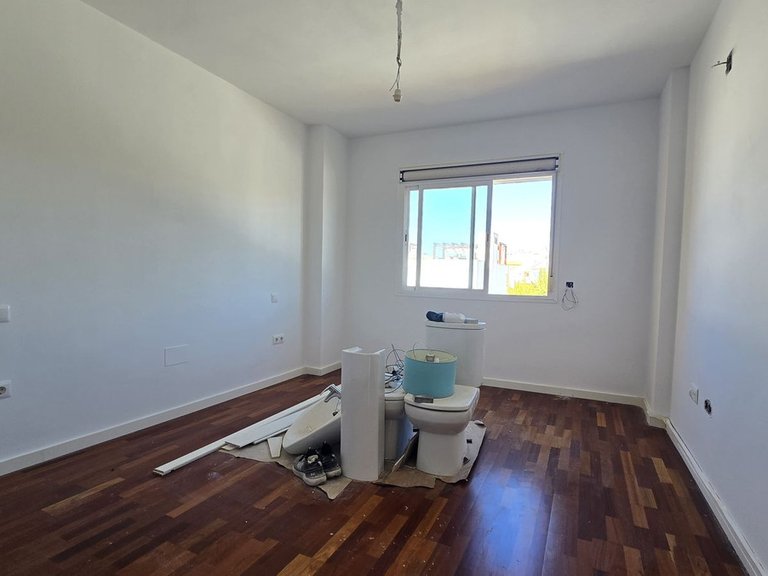 Villa for Sale in Calahonda, Malaga 23