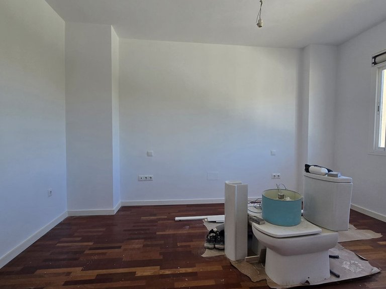 Villa for Sale in Calahonda, Malaga 24