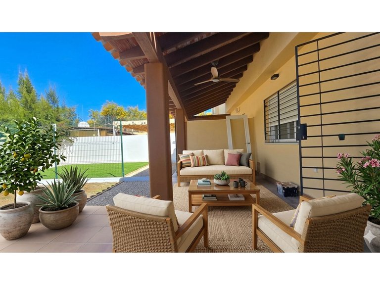 Villa for Sale in Calahonda, Malaga 6