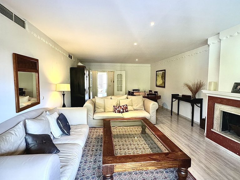 Apartment for Sale in Guadalmina Baja, Malaga 6