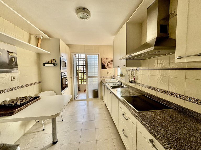 Apartment for Sale in Guadalmina Baja, Malaga 7