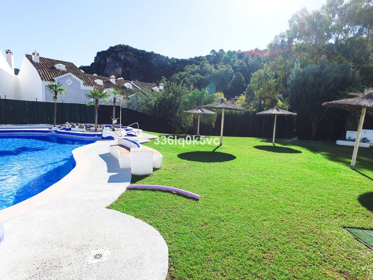 Apartment for Sale in Benahavís, Malaga 22