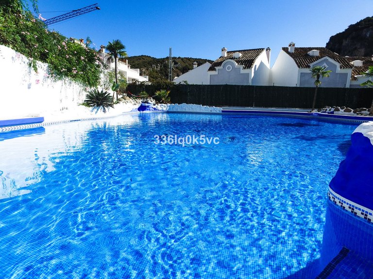 Apartment for Sale in Benahavís, Malaga 28
