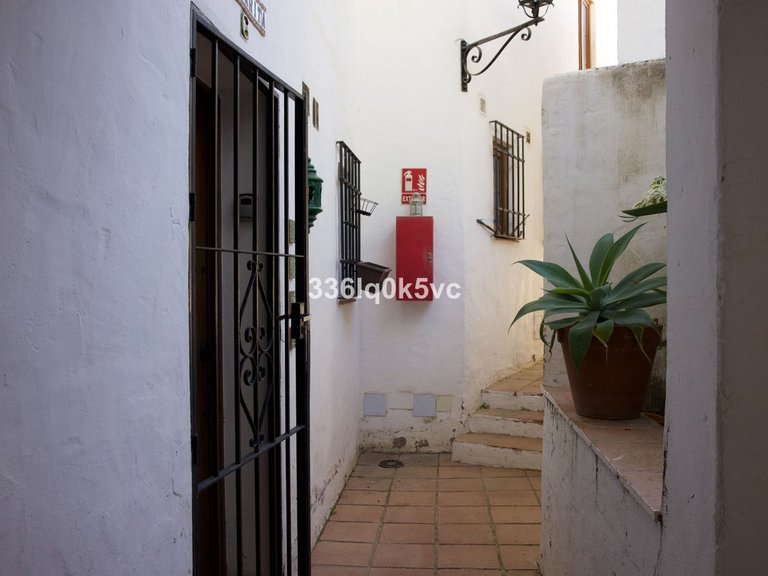 Apartment for Sale in Benahavís, Malaga 29