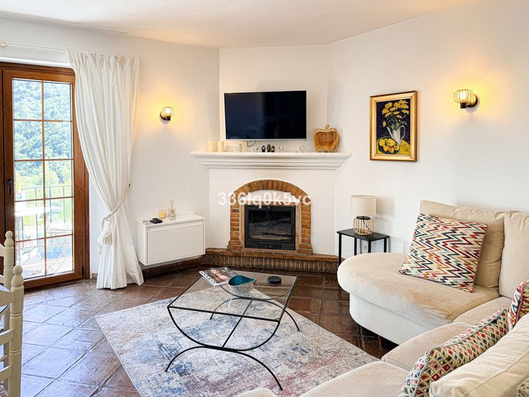 Apartment for Sale in Benahavís, Malaga 3