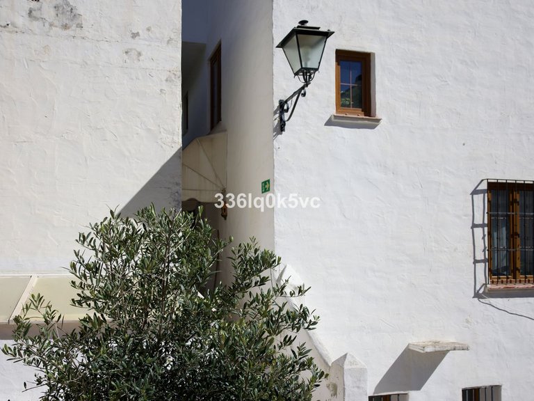 Apartment for Sale in Benahavís, Malaga 30