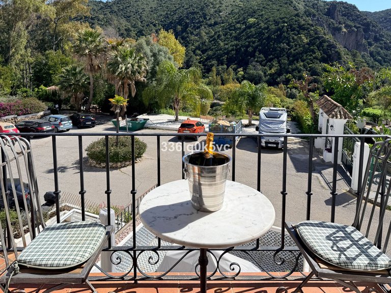 Apartment for Sale in Benahavís, Malaga 9