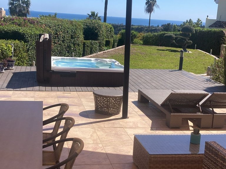Villa for Sale in Estepona, Malaga 5