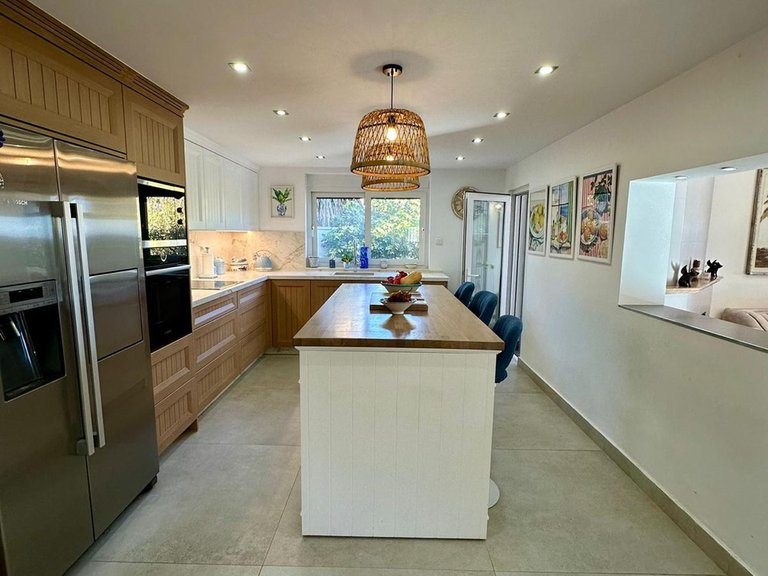 Villa for Sale in Estepona, Malaga 7
