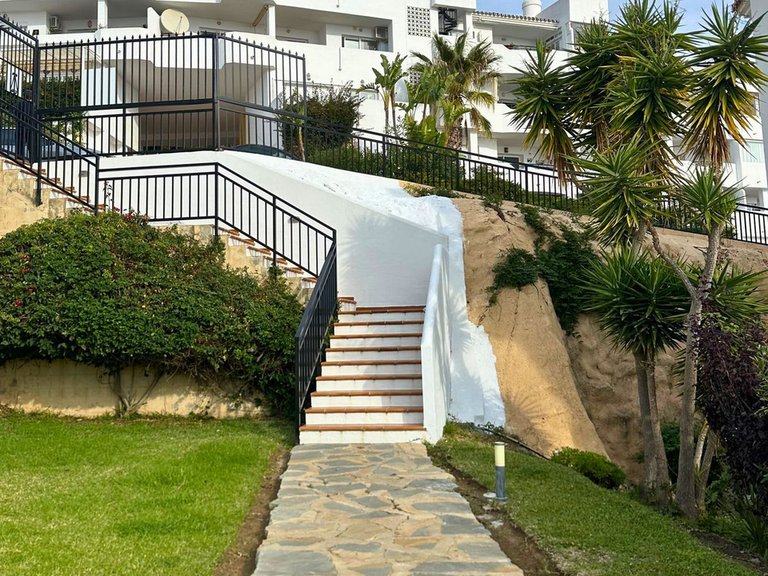 Apartment for Sale in Calahonda, Malaga 27