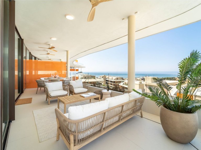 Apartment for Sale in Fuengirola, Malaga 1
