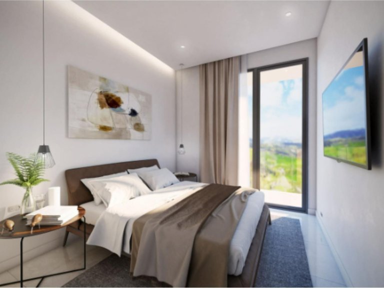 Apartment for Sale in Las Lagunas, Malaga 5