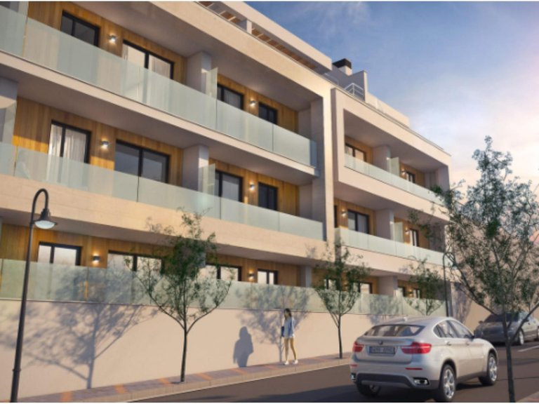 Apartment for Sale in Las Lagunas, Malaga 6