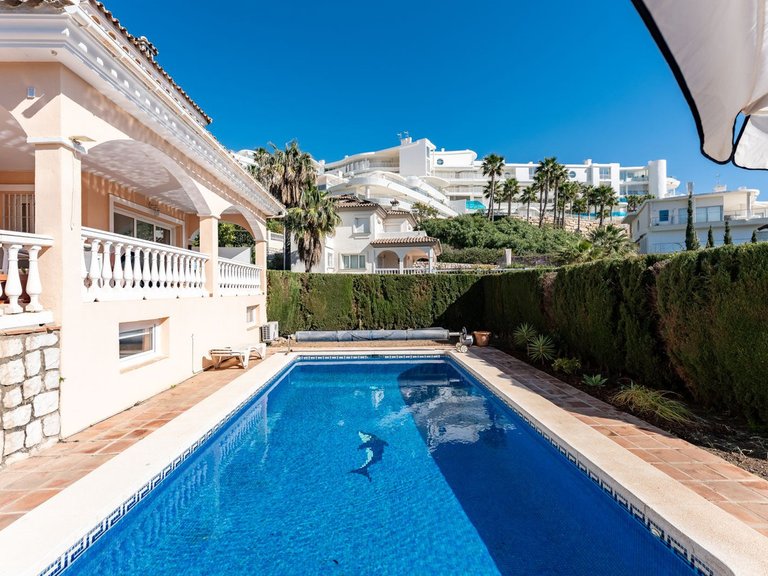 Villa for Sale in La Capellania, Malaga 2