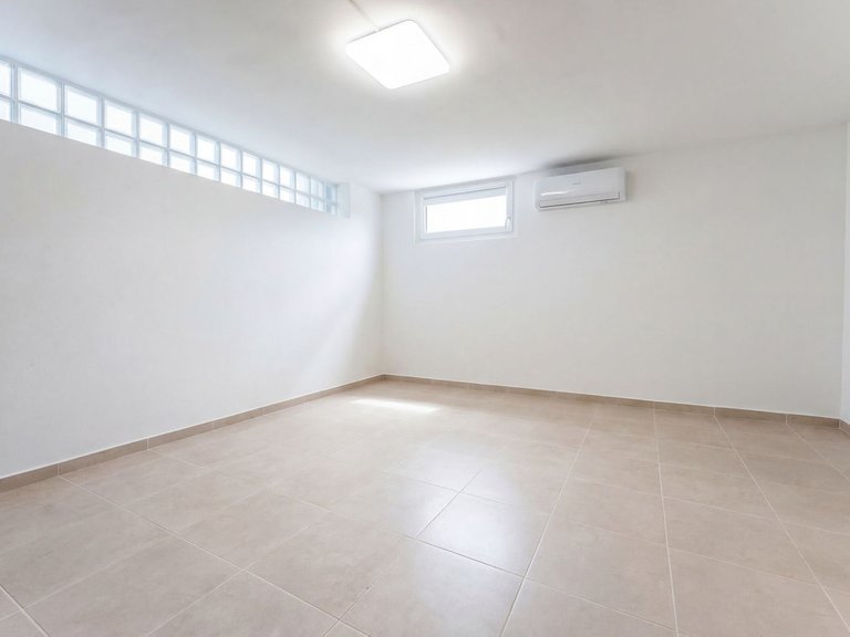 Villa for Sale in La Capellania, Malaga 32