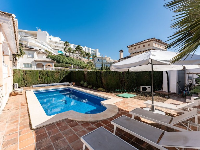 Villa for Sale in La Capellania, Malaga 5