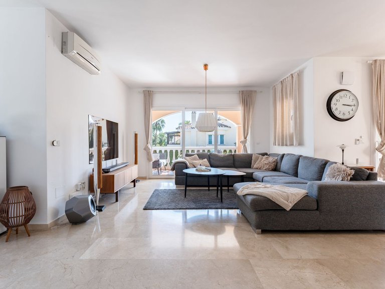 Villa for Sale in La Capellania, Malaga 7