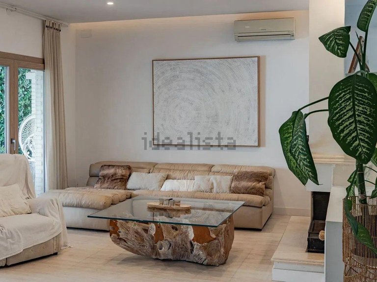 Villa for Sale in Torremolinos, Malaga 8