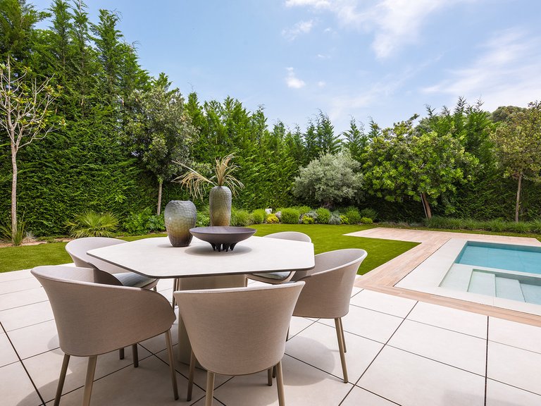 Villa for Sale in Costa del Sol El Paraiso, Malaga 11