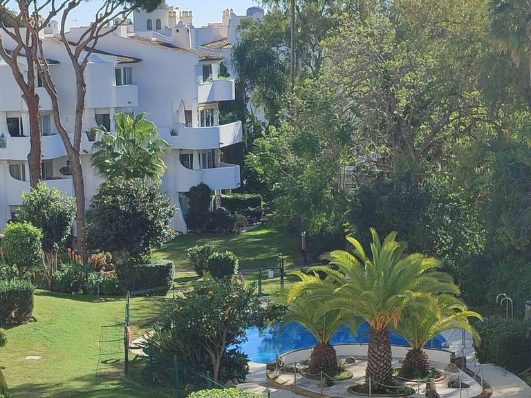Apartment for Sale in Calahonda, Malaga 11