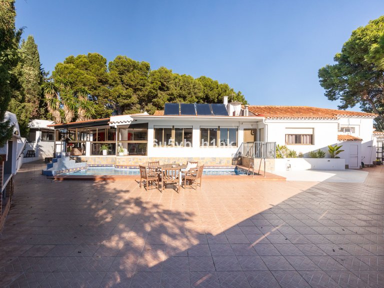 Villa for Sale in Torremolinos, Malaga 3
