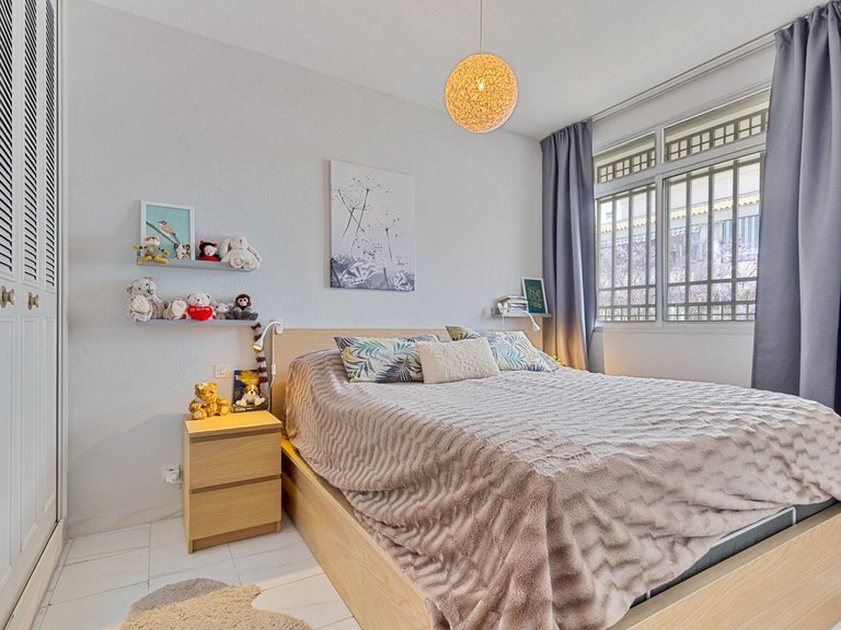 Apartment for Sale in Los Pacos, Malaga 10