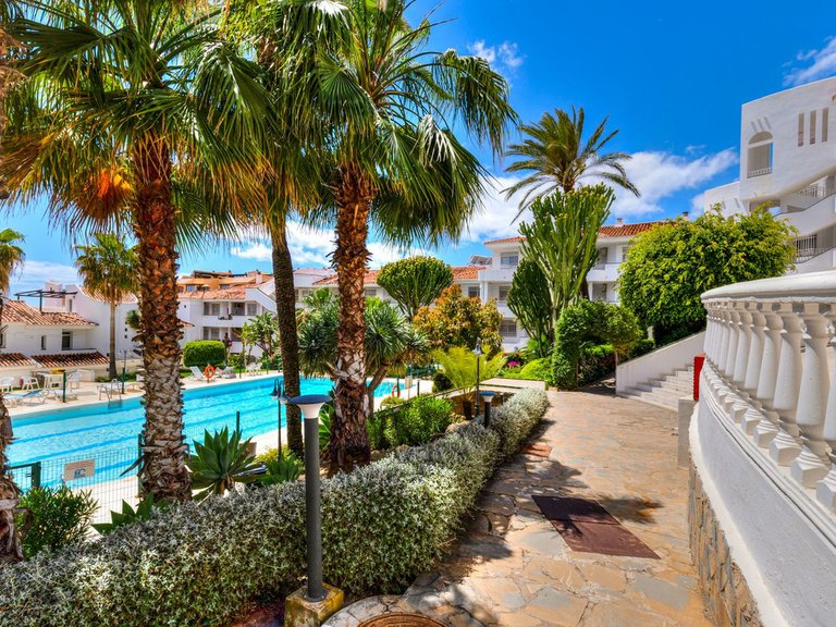 Apartment for Sale in Los Pacos, Malaga 15