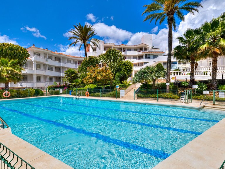 Apartment for Sale in Los Pacos, Malaga 16