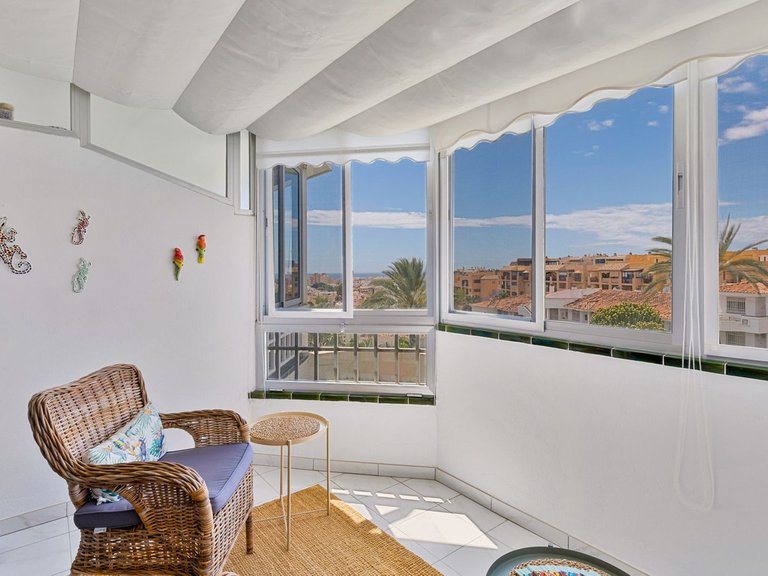 Apartment for Sale in Los Pacos, Malaga 2