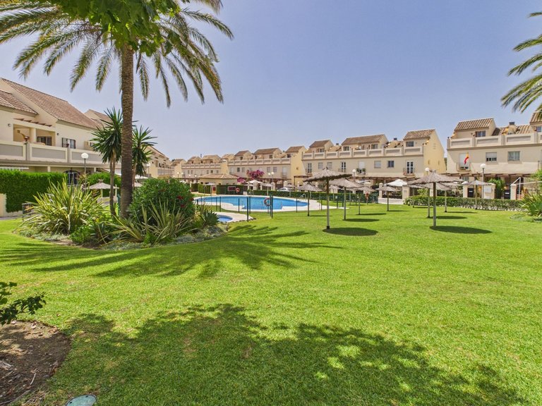 Villa for Sale in La Duquesa, Malaga 1