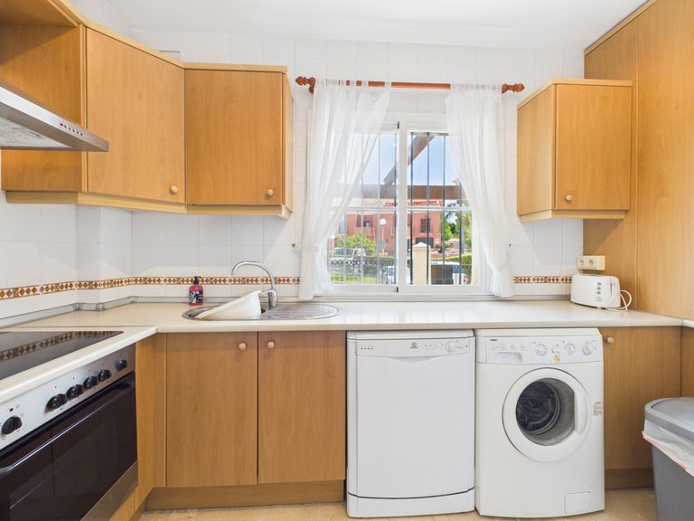 Villa for Sale in La Duquesa, Malaga 10