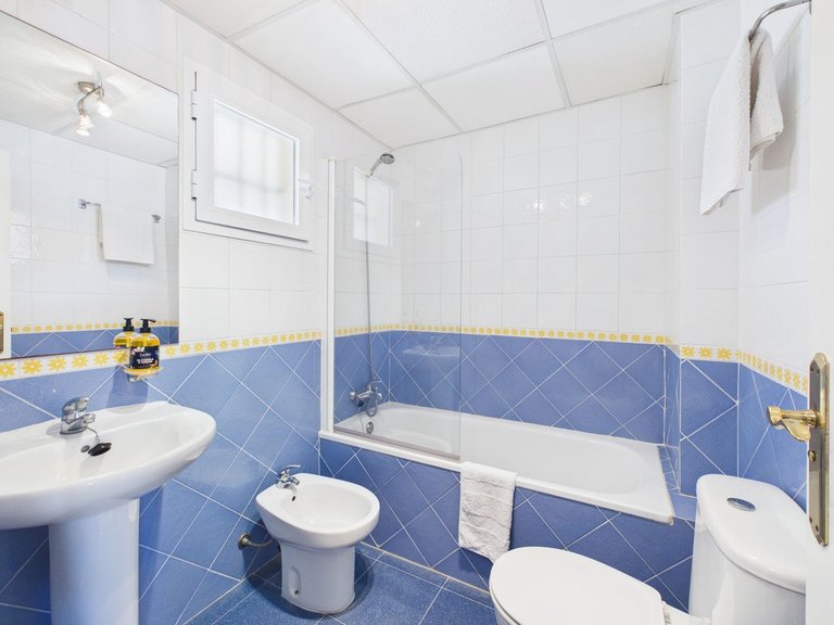 Villa for Sale in La Duquesa, Malaga 14