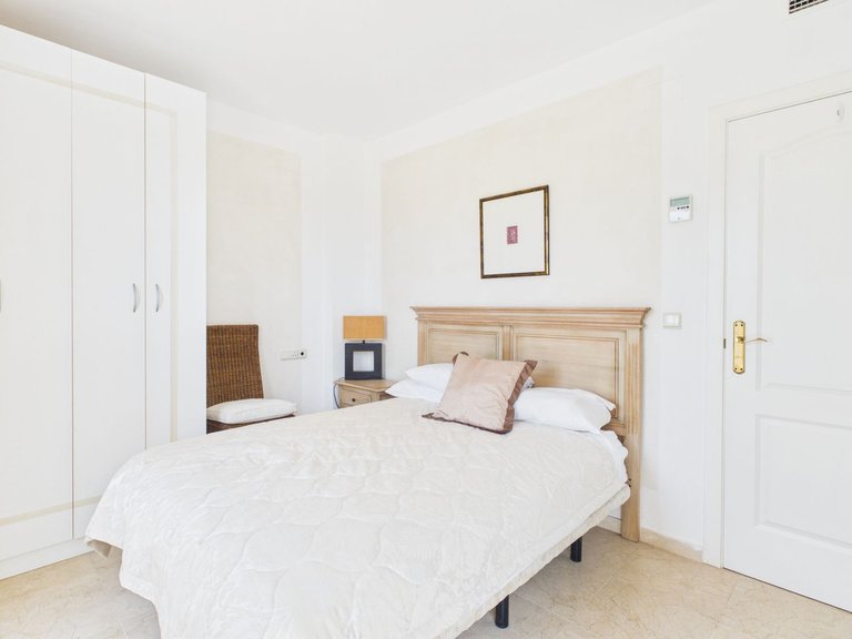 Villa for Sale in La Duquesa, Malaga 22