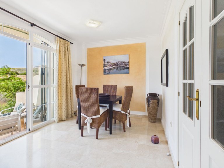 Villa for Sale in La Duquesa, Malaga 3