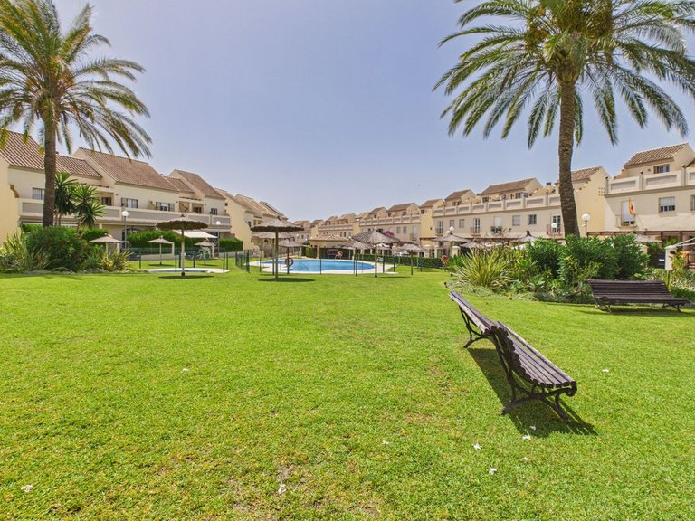 Villa for Sale in La Duquesa, Malaga 33