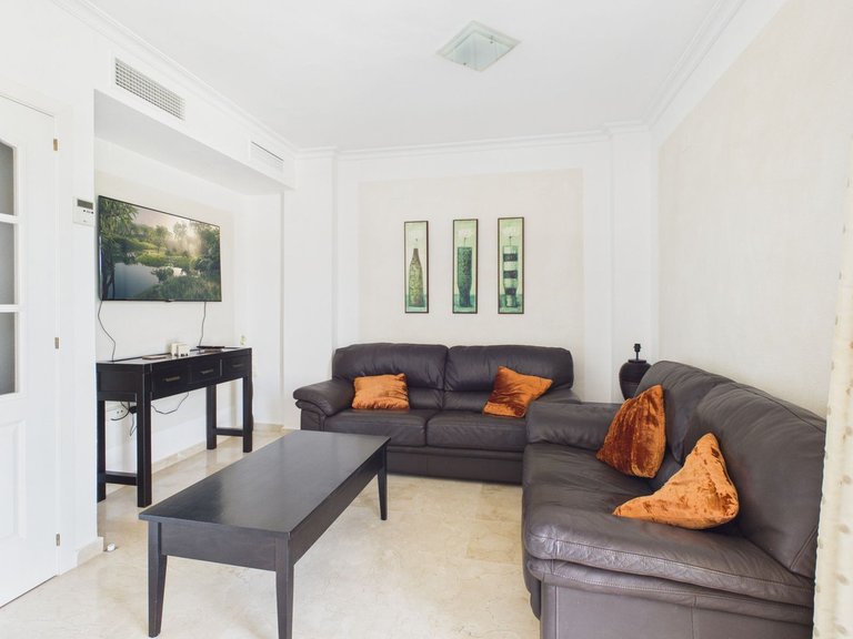 Villa for Sale in La Duquesa, Malaga 4