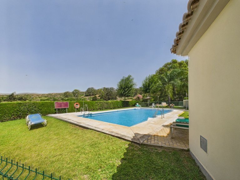 Villa for Sale in La Duquesa, Malaga 5