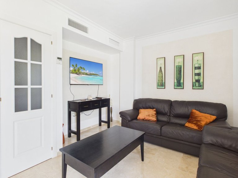 Villa for Sale in La Duquesa, Malaga 8