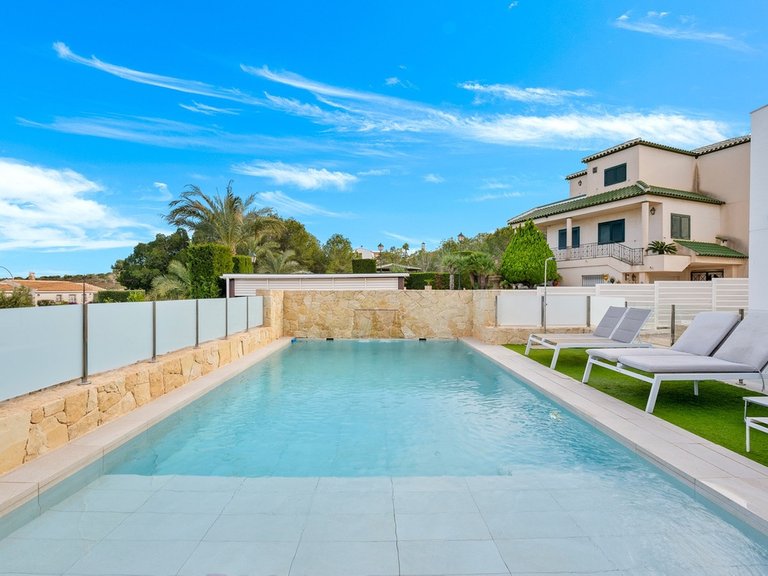 Villa for Sale in Algorfa, Alicante 18