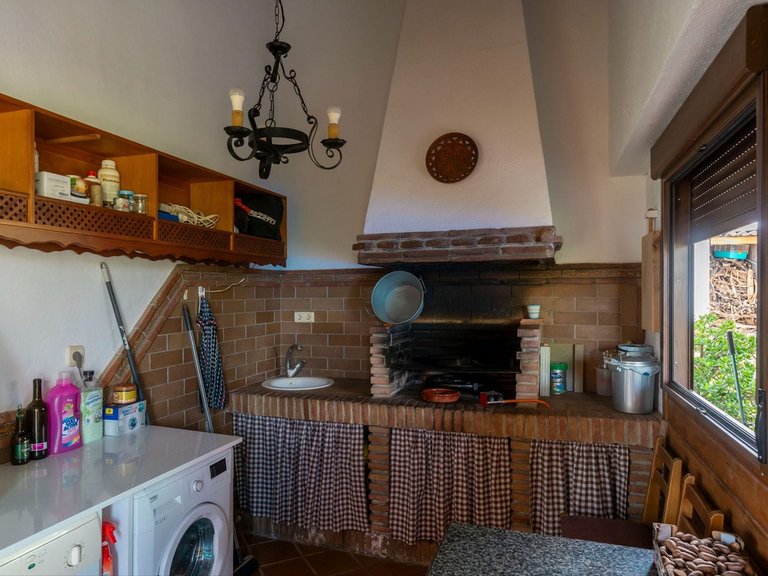 Villa for Sale in Coín, Malaga 26