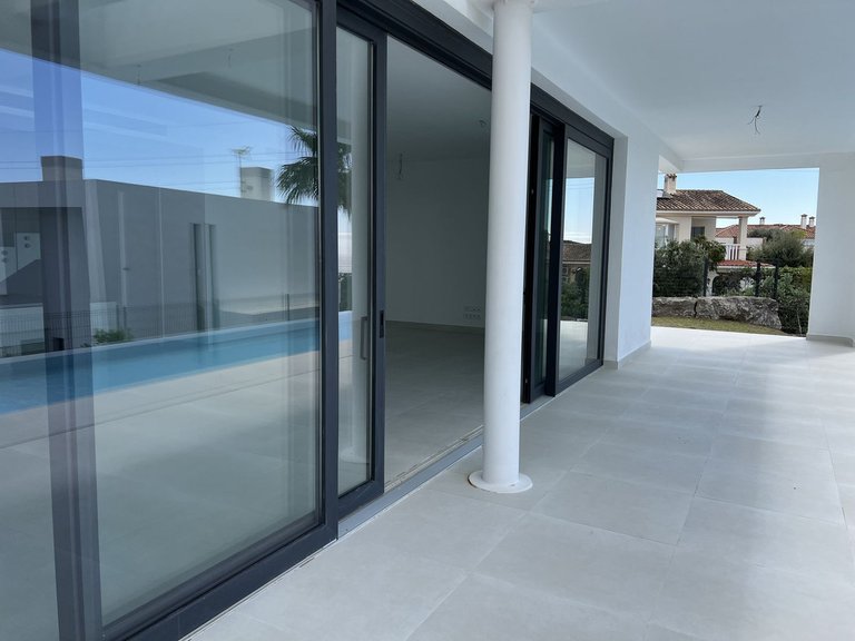 Villa for Sale in Fuengirola, Malaga 5