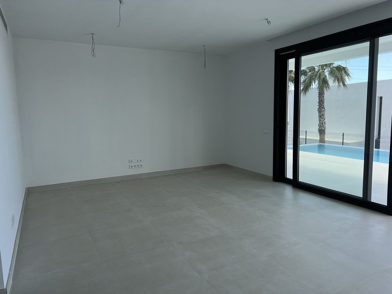 Villa for Sale in Fuengirola, Malaga 8