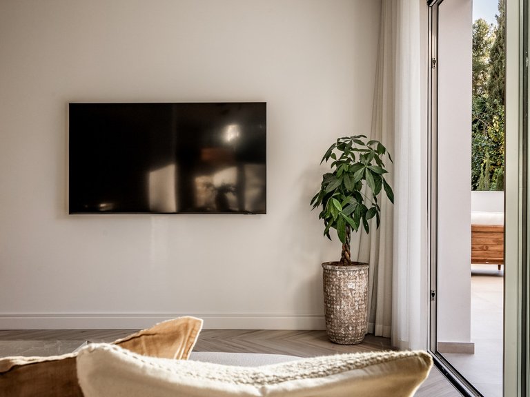 Apartment for Sale in The Golden Mile, Malaga 20