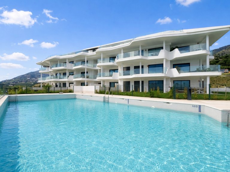 Apartment for Sale in Fuengirola, Malaga 1